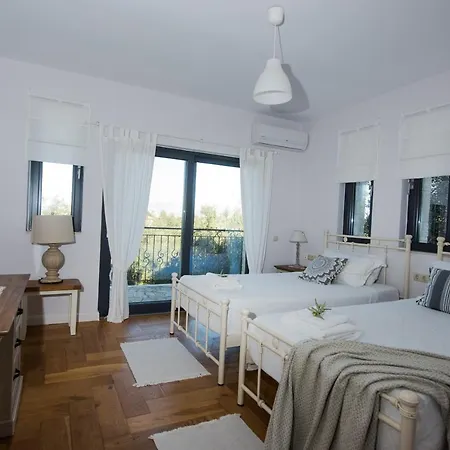 Sania Villa *