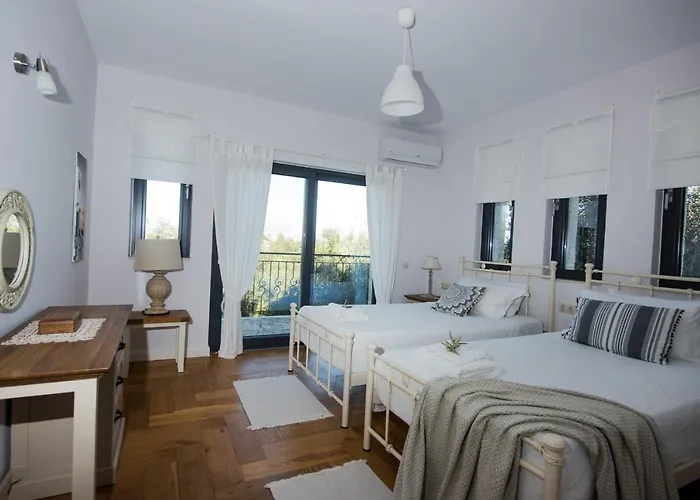 Sania Villa *